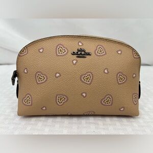 Coach Heart Print Cosmetic Pouch – Zip Makeup Case